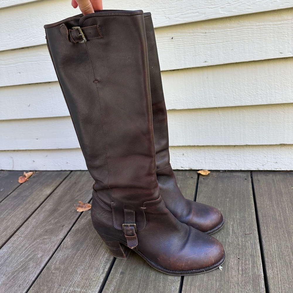 Ariat Dark Brown Leather Boots